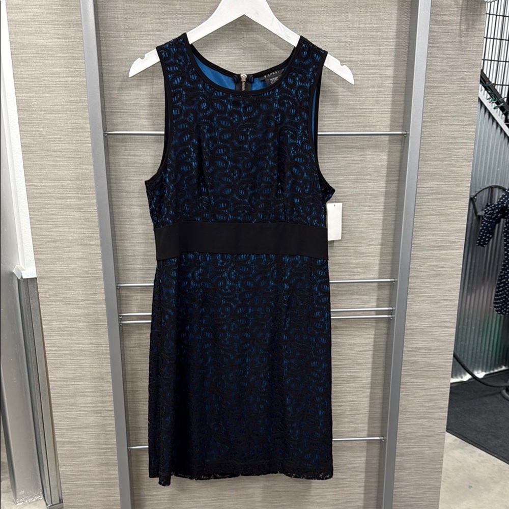 B. Smart Black Sheath Mini Dress Sleeveless Crew Neck